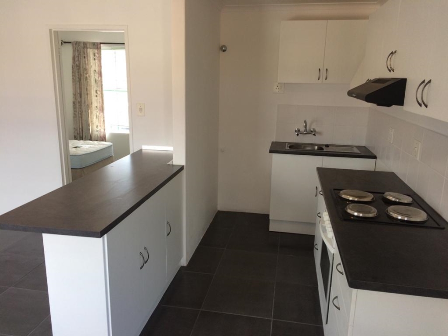 1 Bedroom Property for Sale in Table View Western Cape